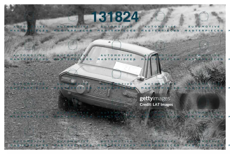 Getty LAT 2167731096.jpg