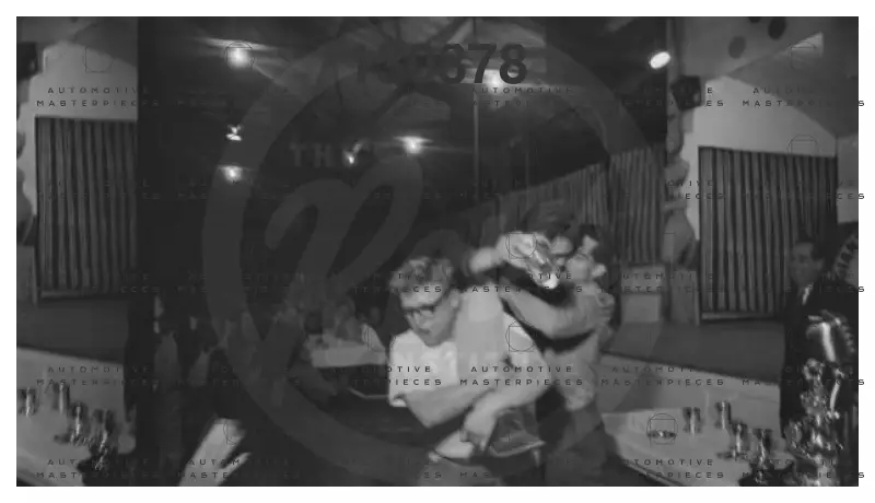 REVS 2015-012BURN-b3_1.10_0033 Tom Burnside - lui ubriaco secondo te.jpg