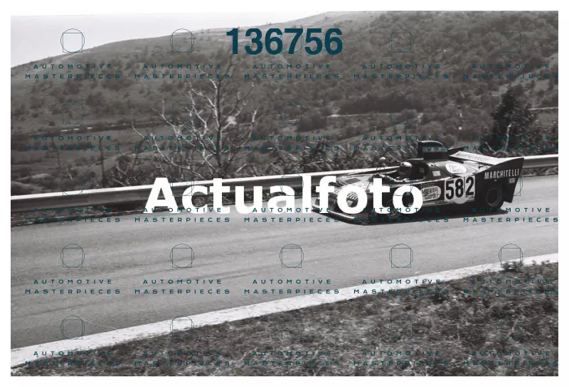 ACTUALFOTO 1975 svolte popoli_5.jpg