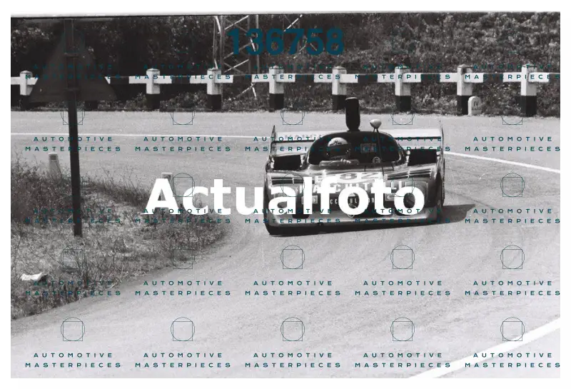 ACTUALFOTO 1975 svolte popoli_3.jpg