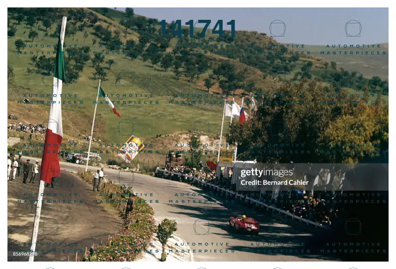Cahier gettyimages-856968298-2048x2048.jpg