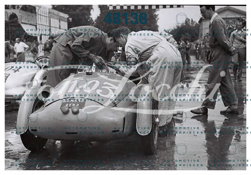 1951_L1127-597.jpg