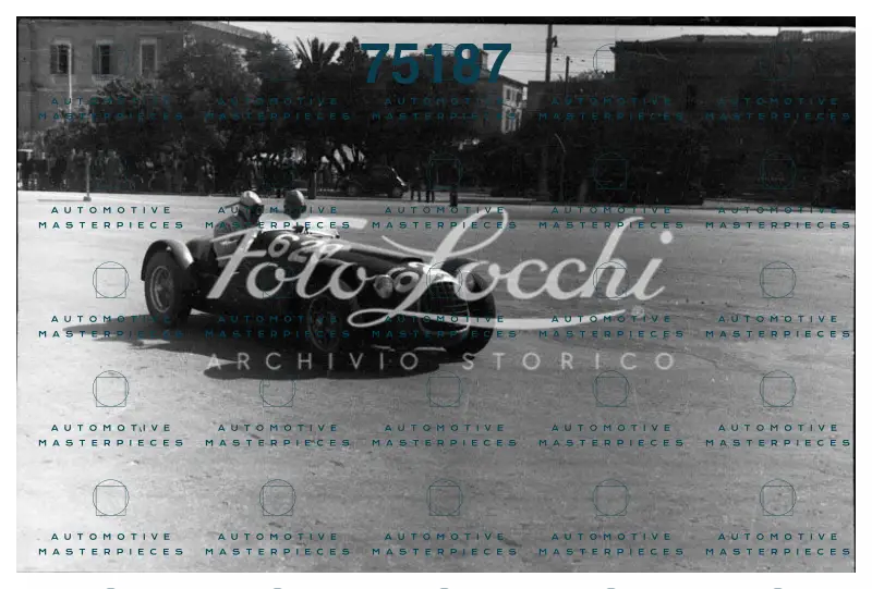 1949_L353-30_#629.jpg