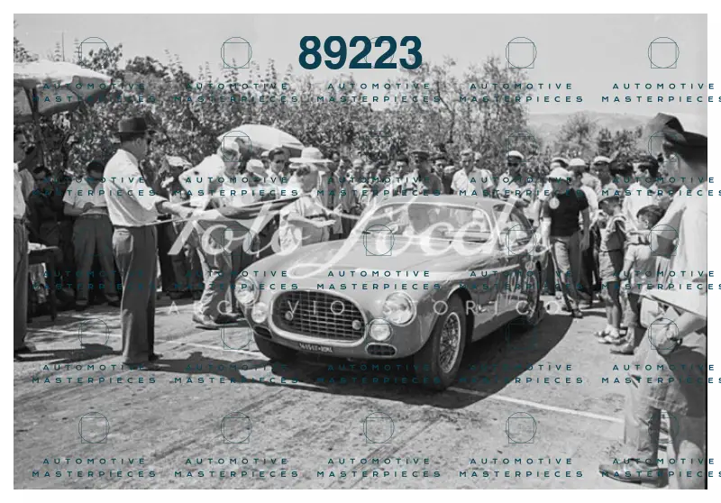 1952_L1124-7.jpg